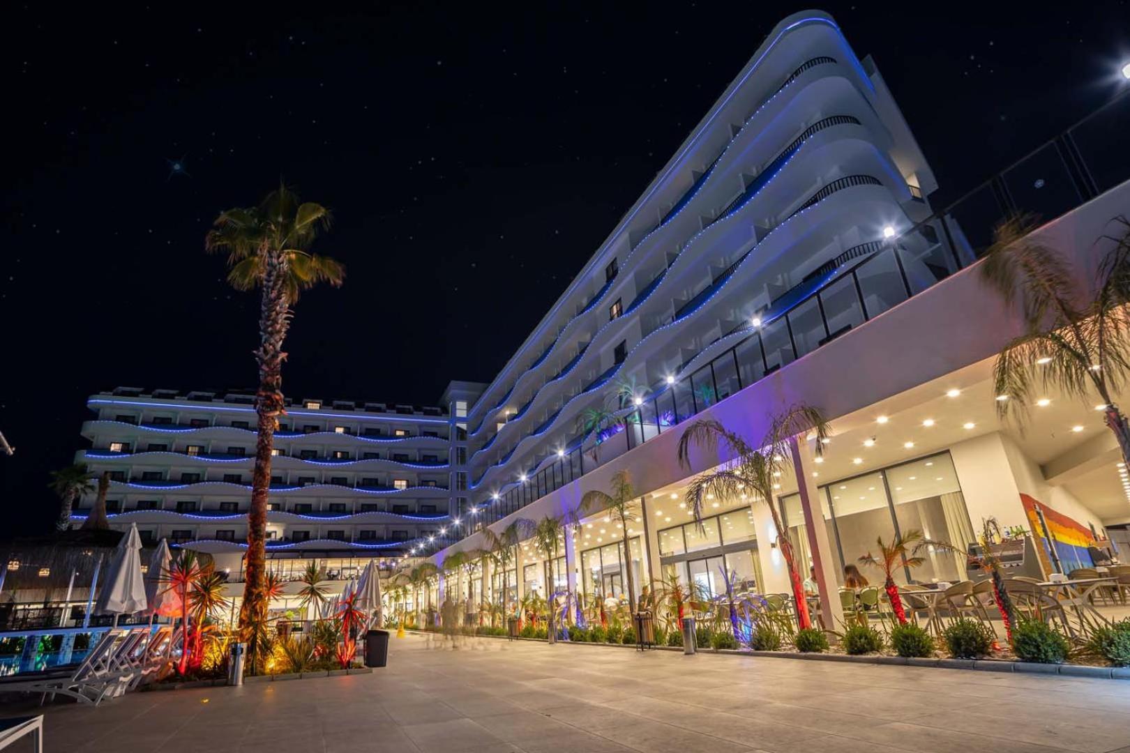 Dream Water World Hotel Side Exterior foto