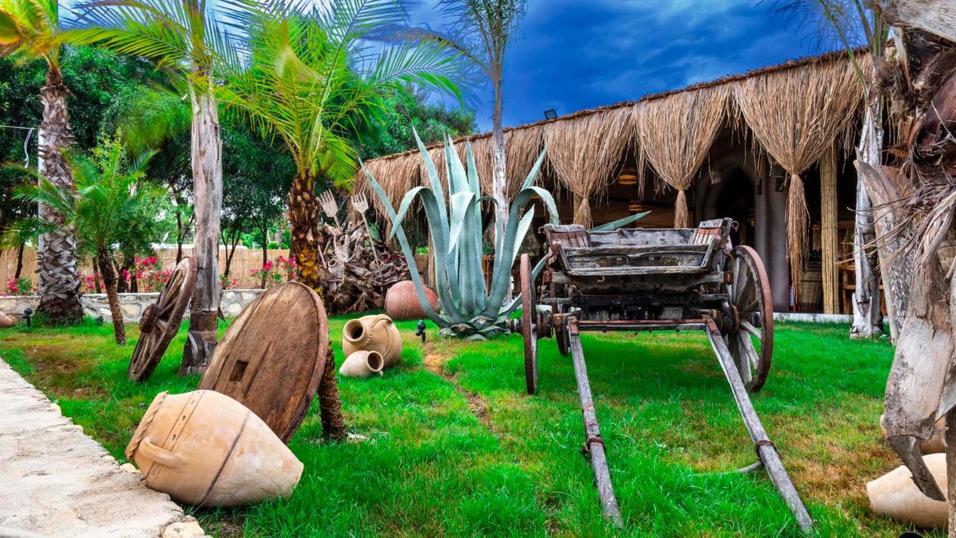 Dream Water World Hotel Side Exterior foto